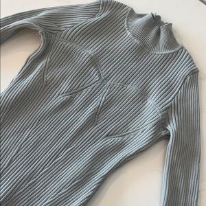 Zara women’s ribbed fitted mock neck tight top size Women’s medium